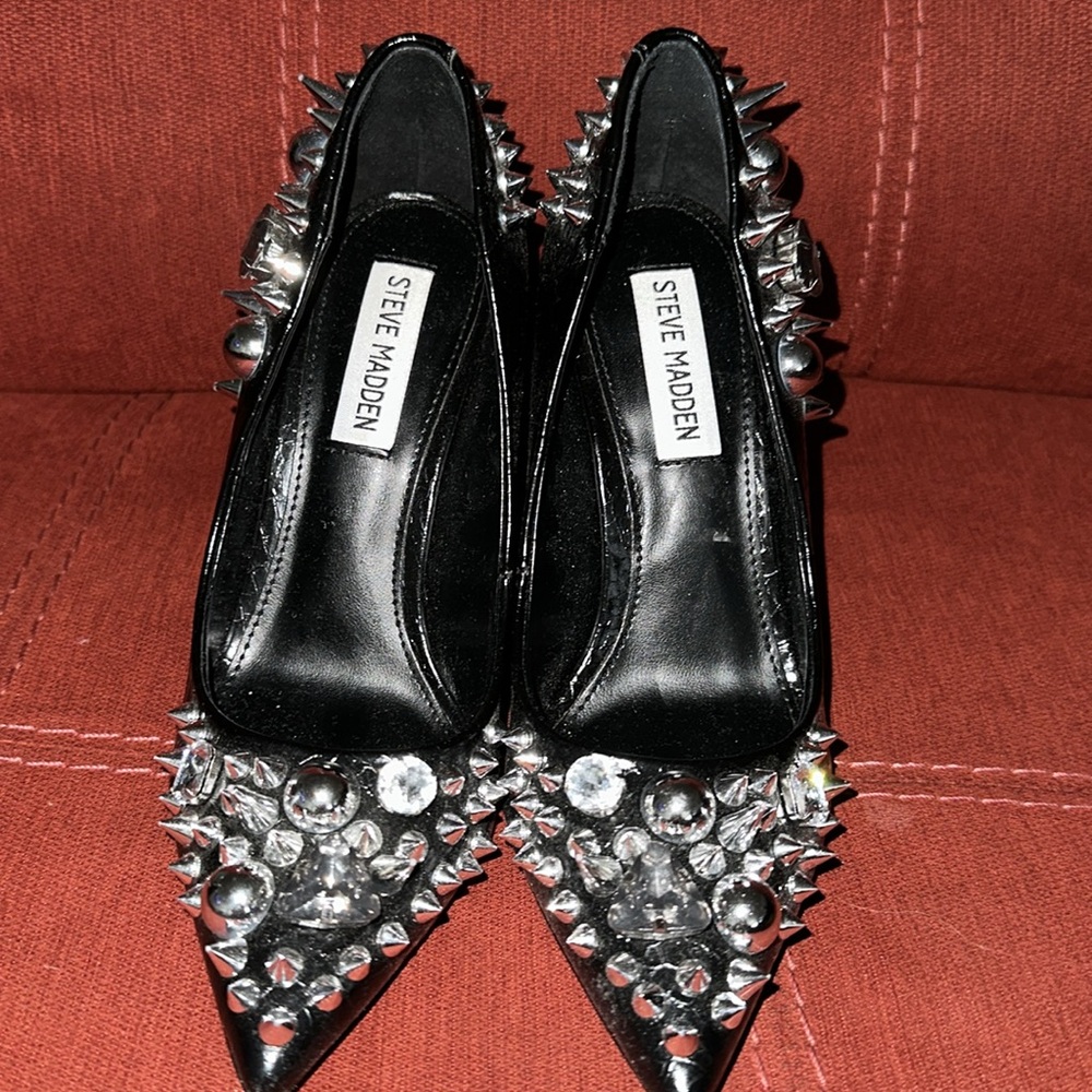 Steve Madden Pumps - Picture 2 of 5